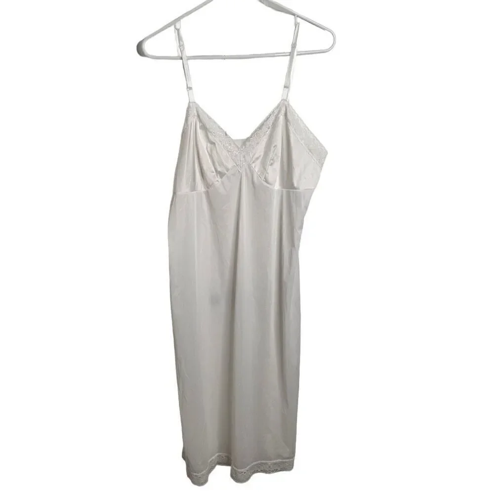 Vintage Vanity Fair Full Slip Womens 36 White Nylon Lace Adjustable Strap